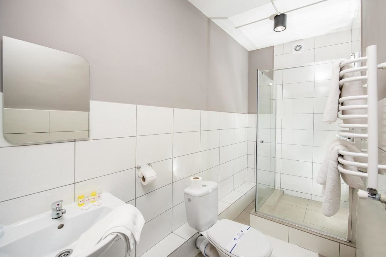 Отель Jam Hotel Hnatyuka Львов