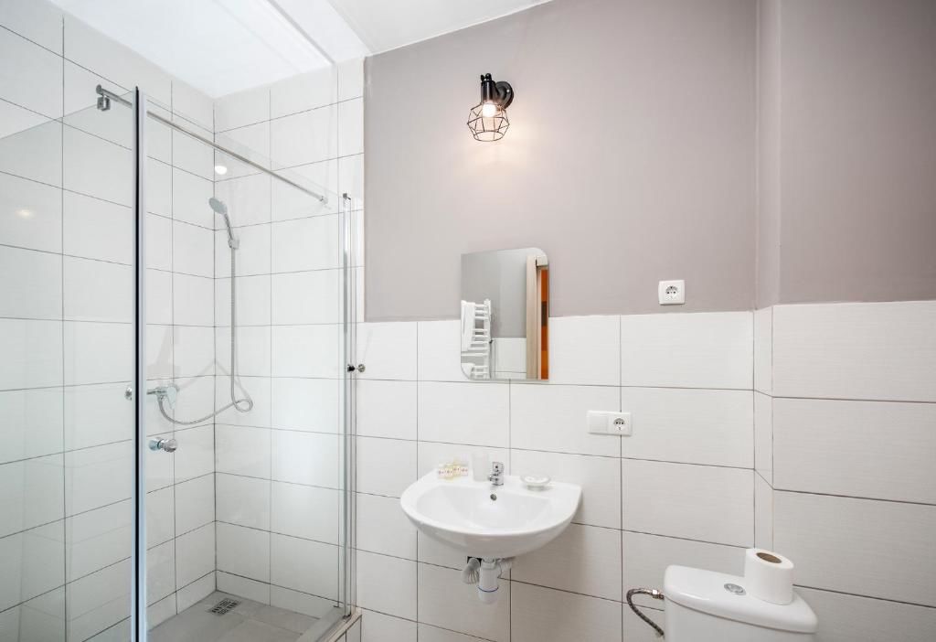 Отель Jam Hotel Hnatyuka Львов